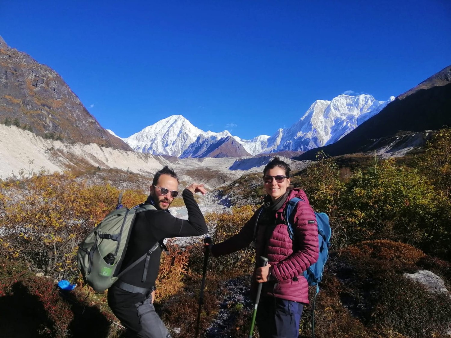 Manaslu circut trek guide and poter service